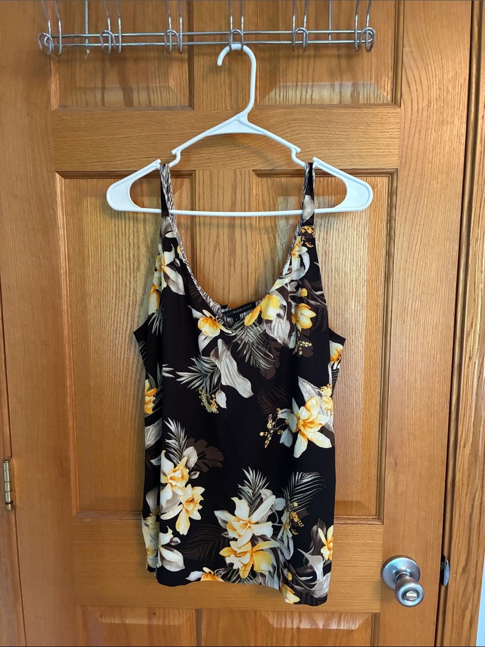 White House Black Market Black Floral